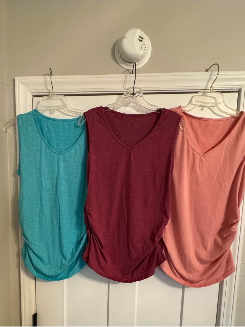 Women's V-Neck Sleeveless Tank Top
